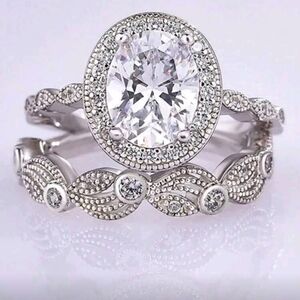 2pcs Elegant Silver Round Cut Cubic Zirconia Ring Set size 7
